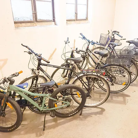 Appartamento Immostay L# Ferienhaus- Garten & Parking, Wifi *