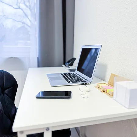 Immostay L# Ferienhaus- Garten & Parking, Wifi Appartamento