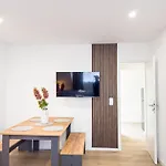 Immostay L# Ferienhaus- Garten & Parking, Wifi * Bremen