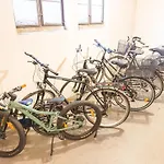 アパート Immostay L# Ferienhaus- Garten & Parking, Wifi *