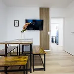Immostay L# Ferienhaus- Garten & Parking, Wifi 브레멘
