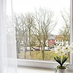 Immostay L# Ferienhaus- Garten & Parking, Wifi Apartamento