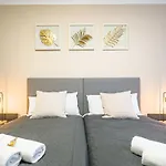 Immostay L# Ferienhaus- Garten & Parking, Wifi アパート *