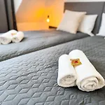 아파트 Immostay L# Ferienhaus- Garten & Parking, Wifi 브레멘