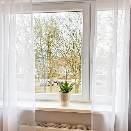 Immostay L# Ferienhaus- Garten&parking, Wifi Apartment Bremen