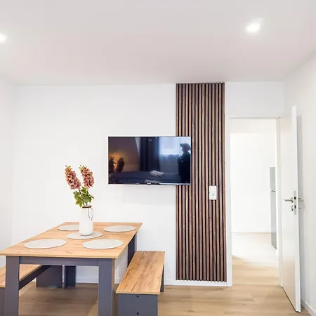 Immostay L# Ferienhaus- Garten&parking, Wifi * Bremen