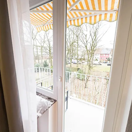 Immostay L# Ferienhaus- Garten&parking, Wifi