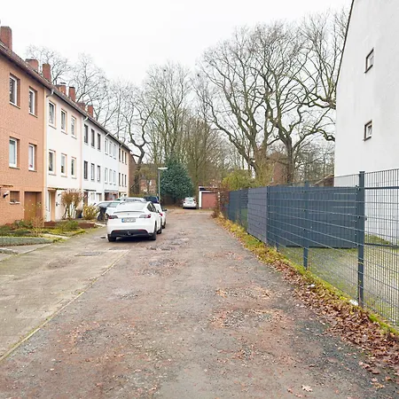 Immostay L# Ferienhaus- Garten & Parking, Wifi *