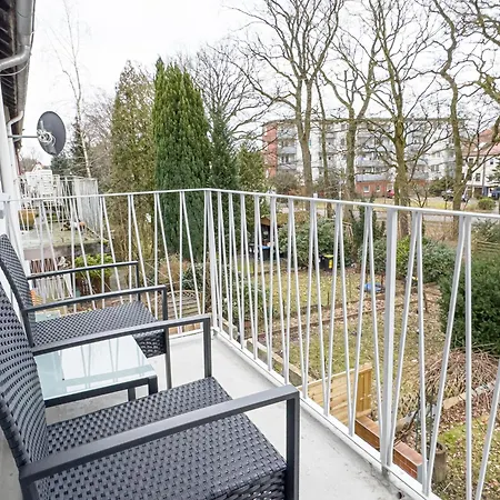 Immostay L# Ferienhaus- Garten & Parking, Wifi * Бремен
