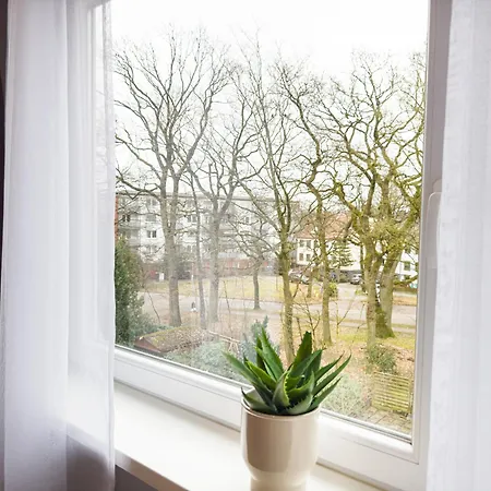 Immostay L# Ferienhaus- Garten&parking, Wifi Apartment Bremen