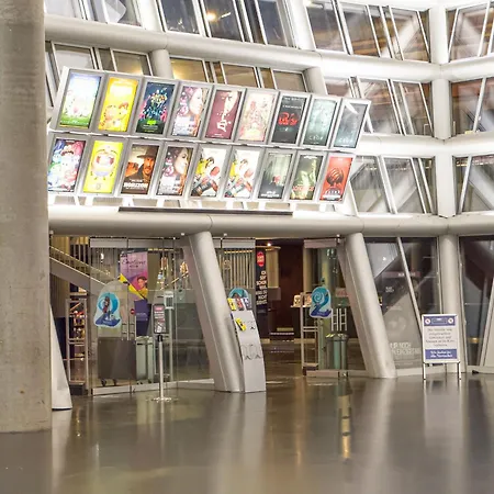 Immostay L# Ferienhaus- Garten & Parking, Wifi *