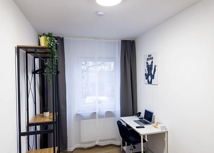 Immostay L# Ferienhaus- Garten & Parking, Wifi * Brema