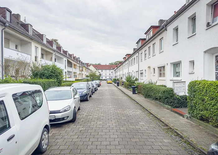 Appartement Immostay L# Ferienhaus- Garten & Parking, Wifi