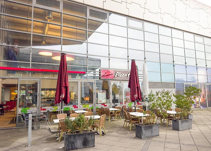 Immostay L# Ferienhaus- Garten & Parking, Wifi Apartment *