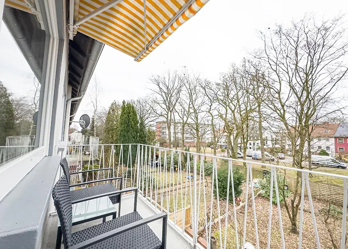 Immostay L# Ferienhaus- Garten & Parking, Wifi Apartament Brema