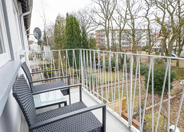 Immostay L# Ferienhaus- Garten & Parking, Wifi * Brême