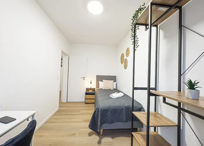 Immostay L# Ferienhaus- Garten & Parking, Wifi *