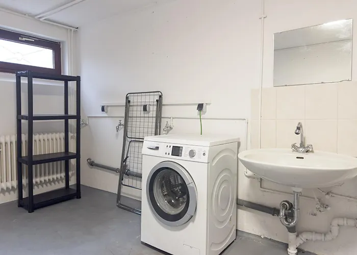 Immostay L# Ferienhaus- Garten & Parking, Wifi Appartement *