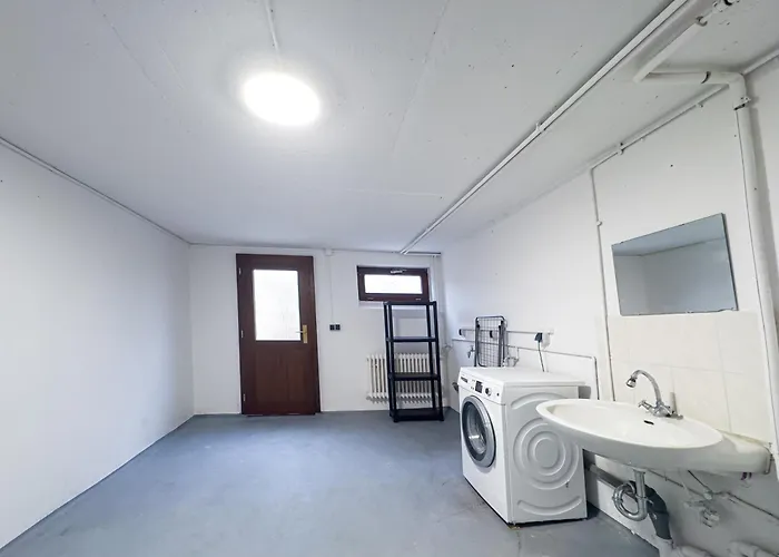 Immostay L# Ferienhaus- Garten & Parking, Wifi * Brema